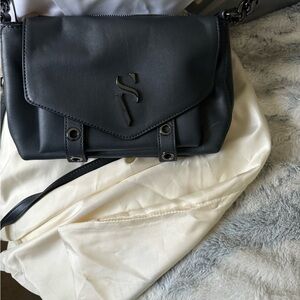 Simply Vera crossbody